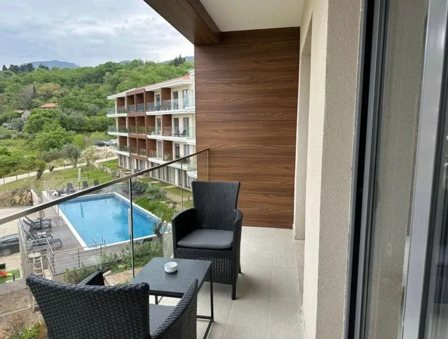 Rent, apartment, 29m², Tivat, Crna Gora