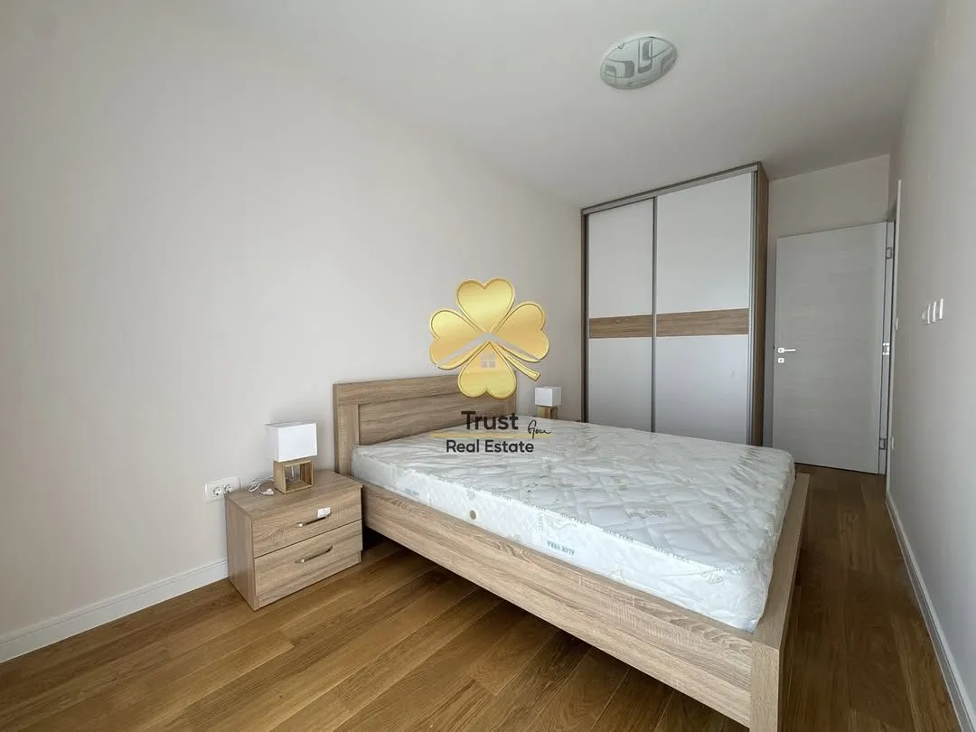 Izdavanje, jednosoban stan, 43m², Central Point, Podgorica