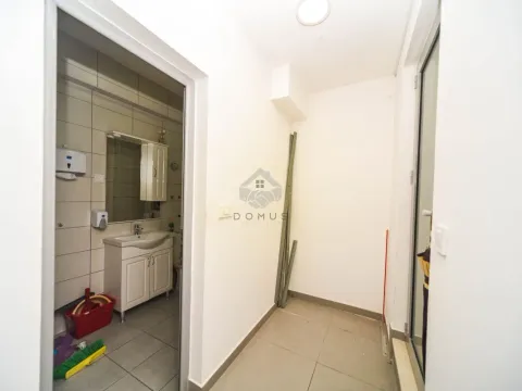 Izdavanje, poslovni prostor, 80m², Zabjelo, Podgorica - image 8