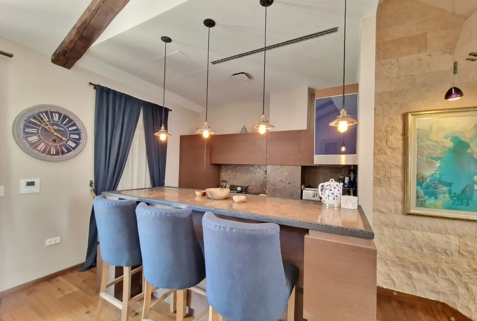 Prodaja, trosoban stan, 192m², Stari Grad, Budva