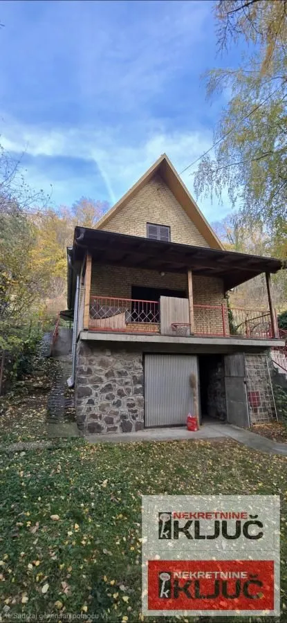 Prodaja, kuća, 63m², Rakovac, Novi Sad Sve Podlokacije