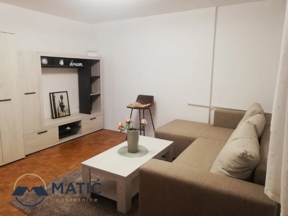 Izdavanje, garsonjera, 27m², Liman 4, Novi Sad Sve Podlokacije