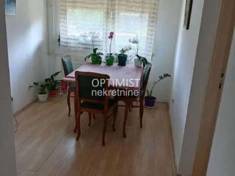 Prodaja, trosoban stan, 75m², Batajnica, Beograd - image 2