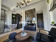 Izdavanje, dvosoban stan, 32m², Uciteljsko Naselje, Zvezdara Sve Podlokacije - image 1