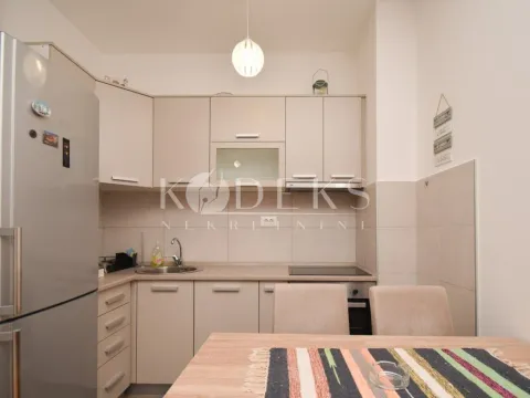 Izdavanje, jednosoban stan, 42m², City Kej, Podgorica - image 3
