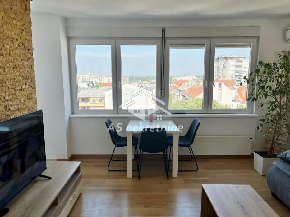 Izdavanje, dvosoban stan, 45m², Stari Grad, Beograd