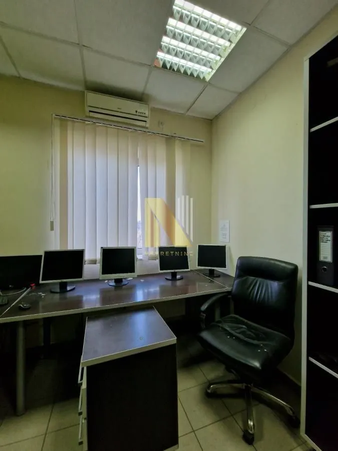 Rent, office space, 1200m², Čenej, Novi Sad Sve Podlokacije