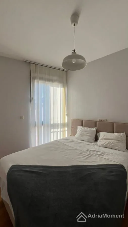 Rent, three bedroom apartment, 115m², Centar, Tivat