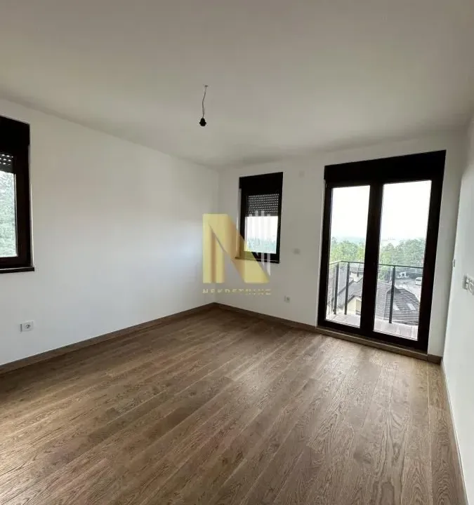 Prodaja, jednosoban stan, 38m², Sloboda, Zlatibor