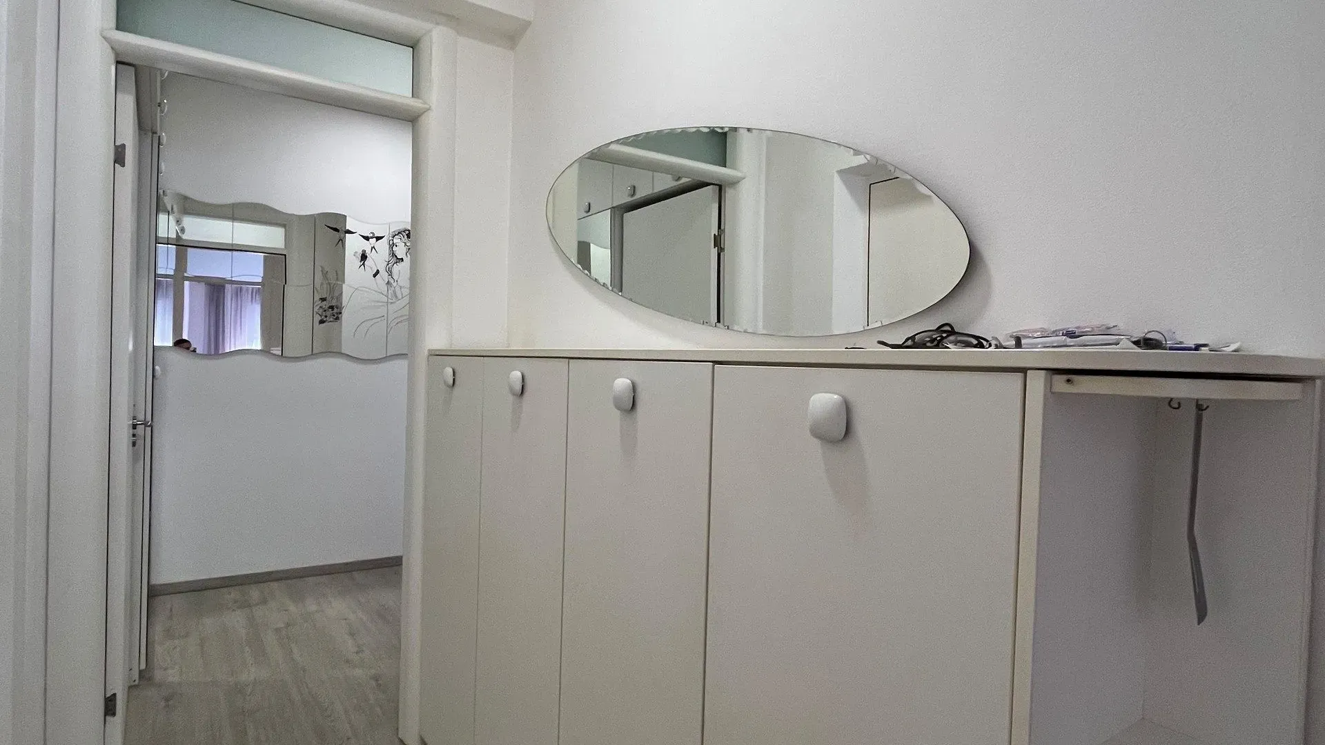 Izdavanje, stan, 82m², Tivat, Crna Gora
