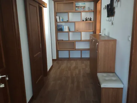 Rent, three bedroom apartment, 130m², Dobrota, Kotor - image 4