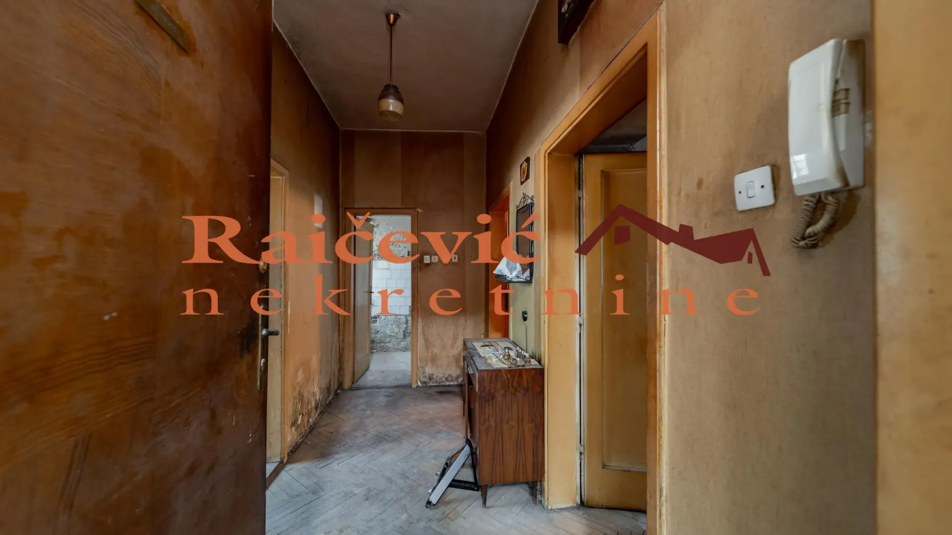 Sale, two bedroom apartment, 56m², Cvetni Trg, Vračar Sve Podlokacije
