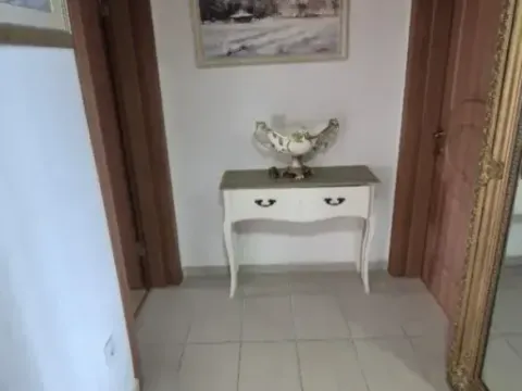 Prodaja, dvosoban stan, 120m², Stari Aerodrom, Podgorica - image 9