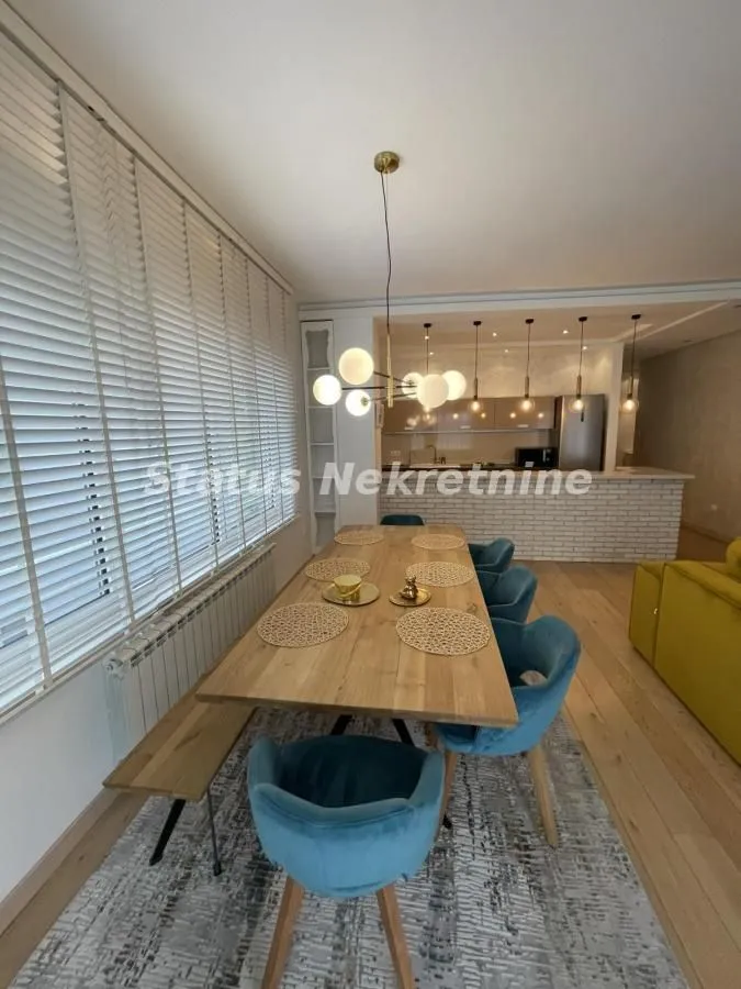 Prodaja, trosoban stan, 105m², Liman 3, Novi Sad Sve Podlokacije
