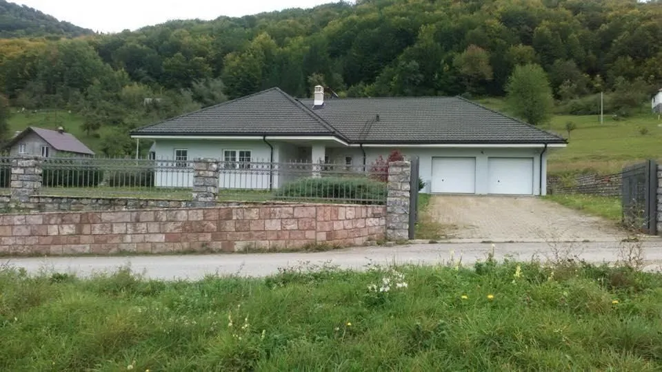 Sale, house, 322m², Radigojno, Kolašin