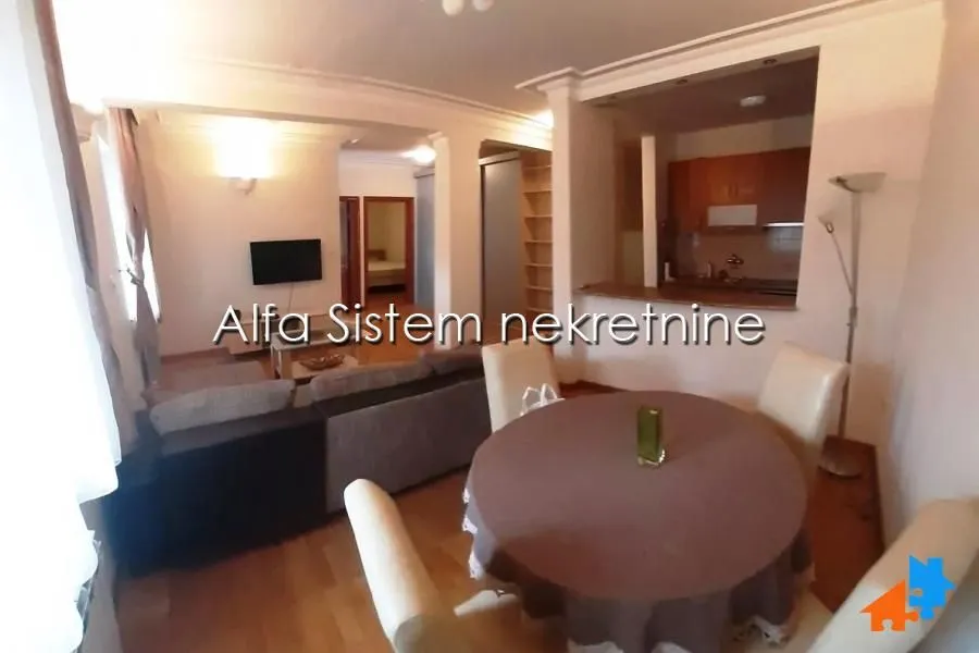 Izdavanje, stan, 69m², Neimar, Vračar Sve Podlokacije