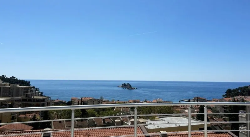 Prodaja, trosoban stan, 169m², Petrovac, Budva
