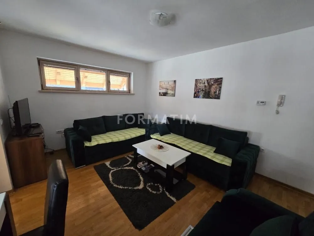Izdavanje, jednosoban stan, 40m², Centar, Zlatibor