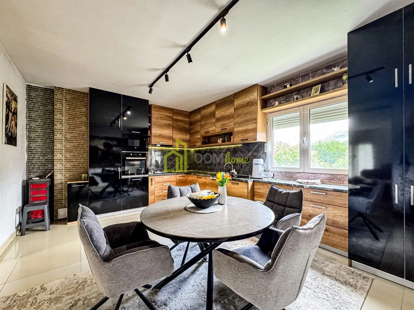 Prodaja, kuća, 273m², Doljani, Podgorica