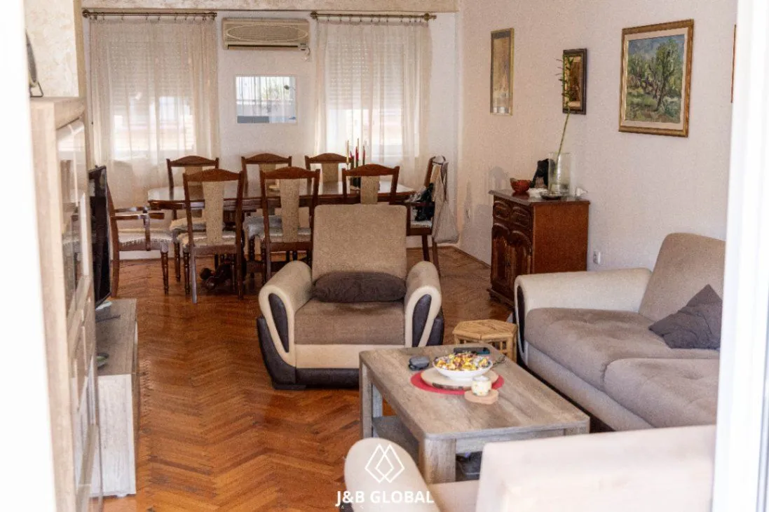 Prodaja, trosoban stan, 120m², Blok 7, Podgorica