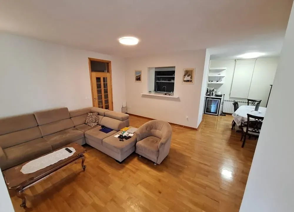 Prodaja, stan, 171m², Čukarica, Beograd