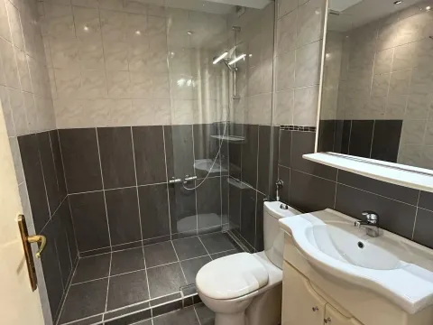 Izdavanje, trosoban stan, 115m², Voždovac Sve Podlokacije, Beograd - image 9