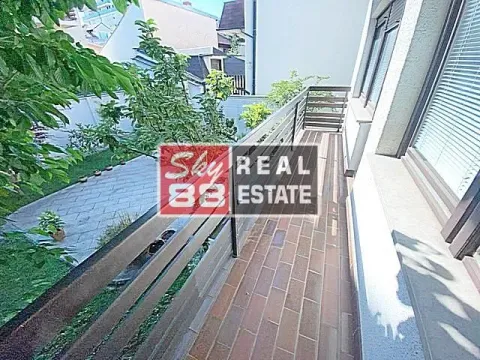 Izdavanje, kuća, 412m², Voždovac Sve Podlokacije, Beograd - image 9