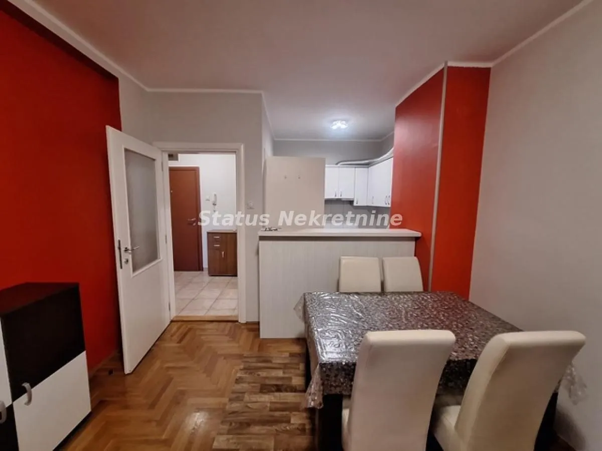 Izdavanje, dvosoban stan, 44m², Nova Detelinara, Novi Sad Sve Podlokacije