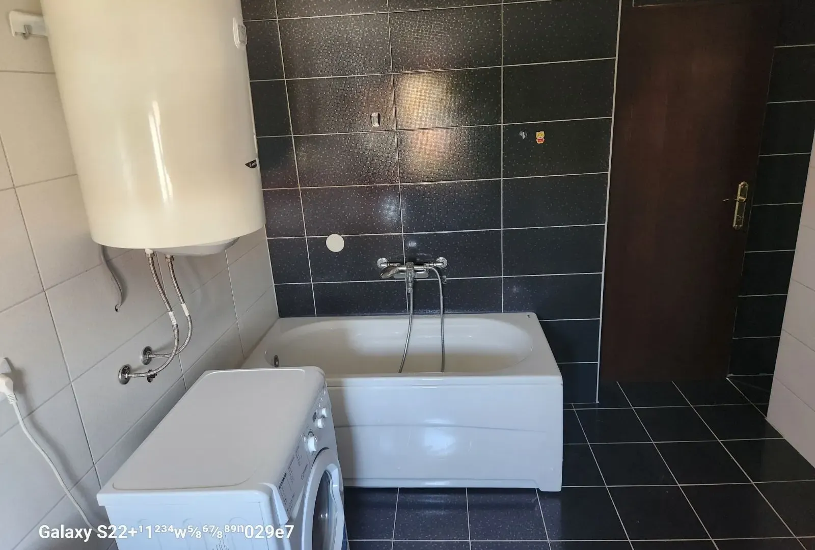 Prodaja, trosoban stan, 57m², Stara varoš, Nikšić