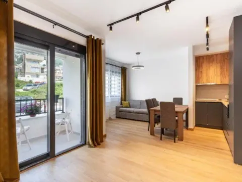 Sale, one bedroom apartment, 45m², Bečići, Budva