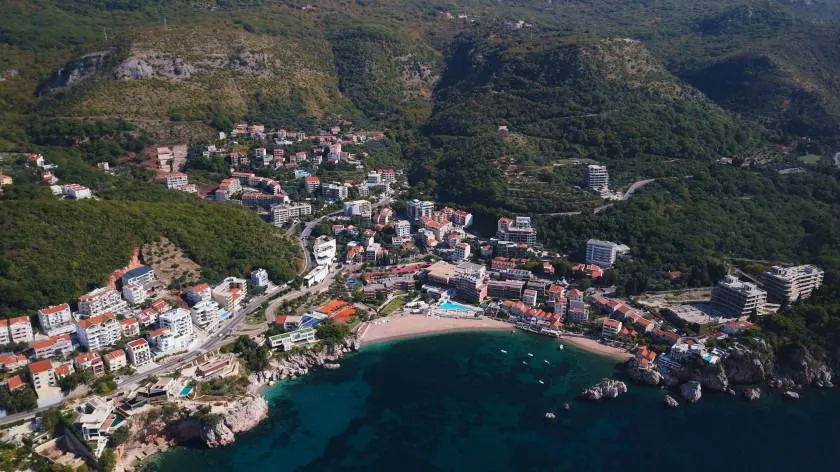Prodaja, dvosoban stan, 68m², Pržno, Budva