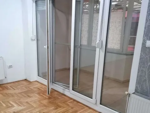 Prodaja, dvosoban stan, 59m², Bulevar Oslobodjenja, Novi Sad Sve Podlokacije - image 4