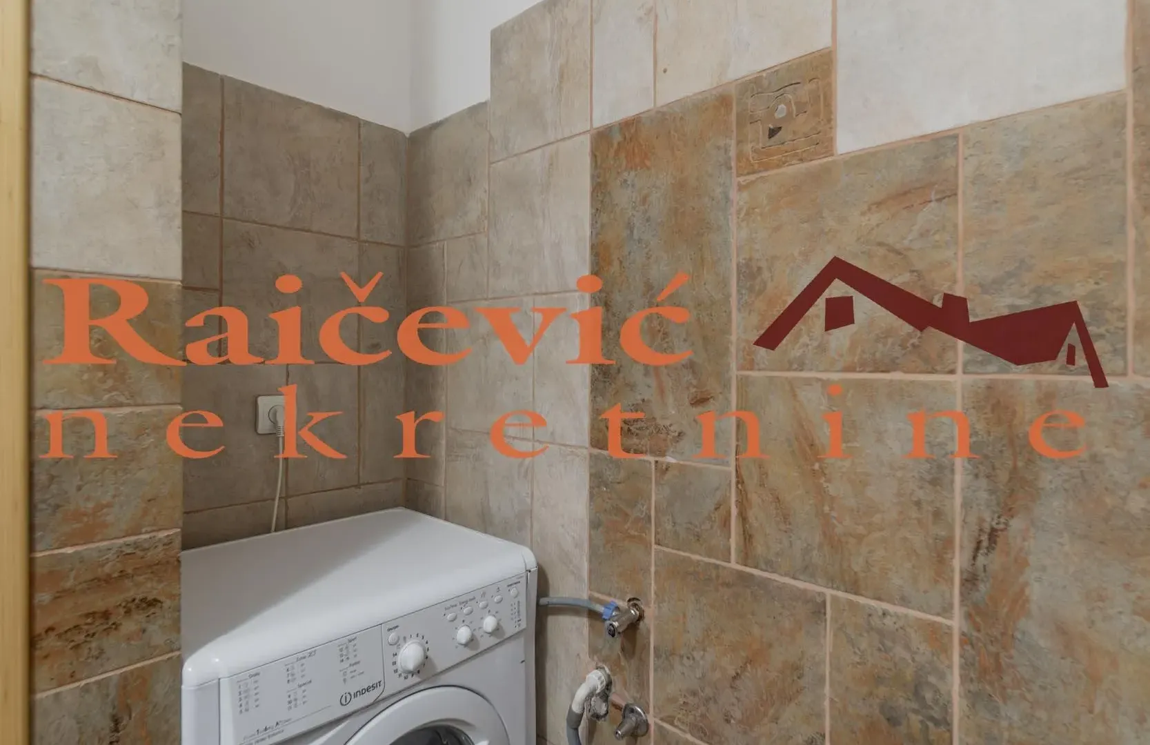 Prodaja, trosoban stan, 90m², Zvezdara Sve Podlokacije, Beograd