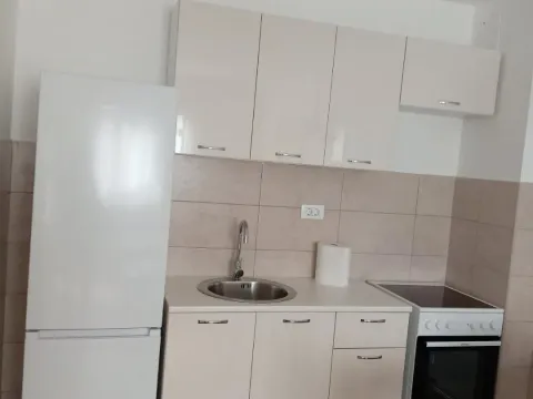 Rent, one bedroom apartment, 41m², Stari Aerodrom, Podgorica - image 5