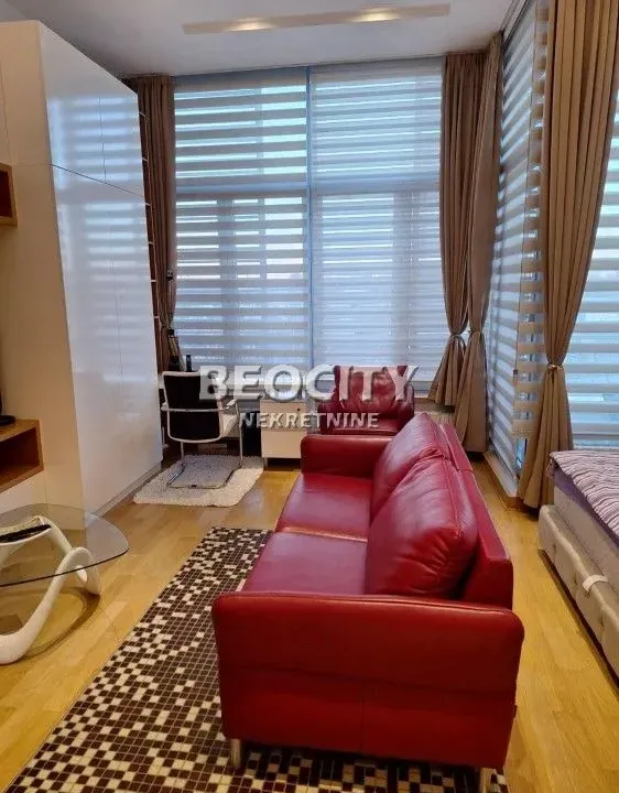 Rent, one bedroom apartment, 41m², Dorćol Sve Podlokacije, Beograd