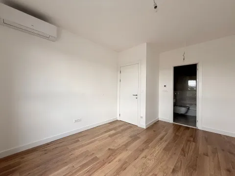 Izdavanje, poslovni prostor, 70m², Novi Beograd Blok 65, Novi Beograd Sve Podlokacije - image 13