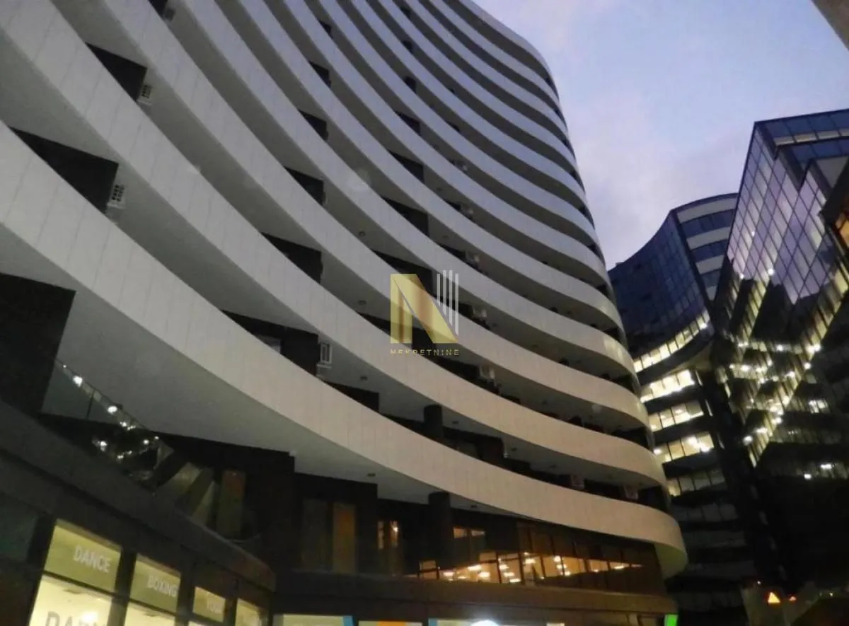 Izdavanje, jednosoban stan, 45m², Centar, Novi Sad