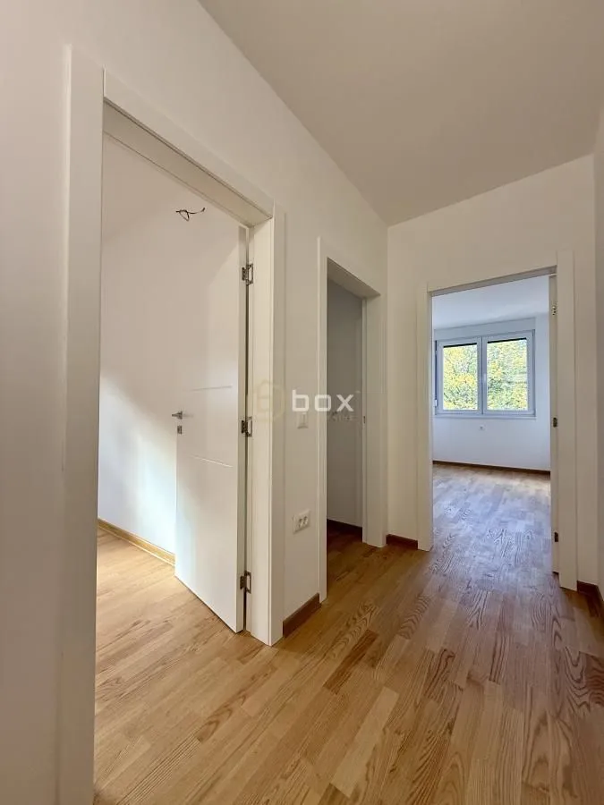 Prodaja, četvorosoban stan, 83m², Medijana, Niš