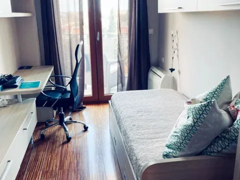 Izdavanje, dvosoban stan, 75m², Gorica C, Podgorica - image 4