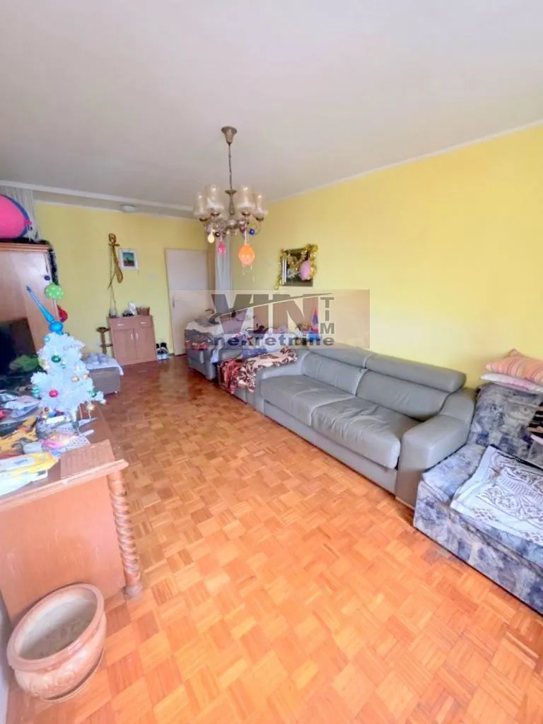 Sale, three bedroom apartment, 72m², Vračar Sve Podlokacije, Beograd