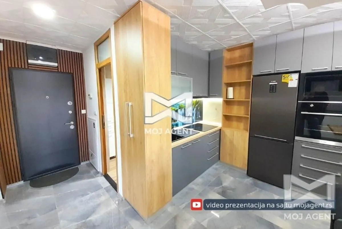 Izdavanje, trosoban stan, 60m², Durlan, Niš