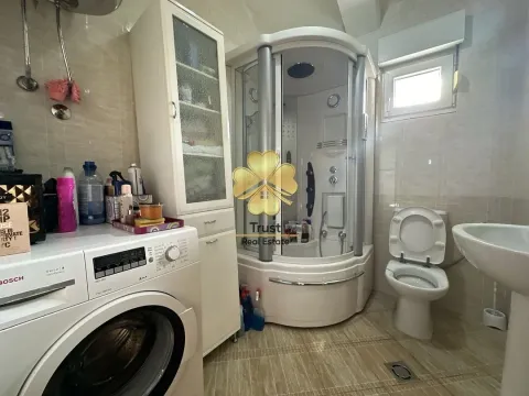 Prodaja, trosoban stan, 140m², Tološi, Podgorica - image 13