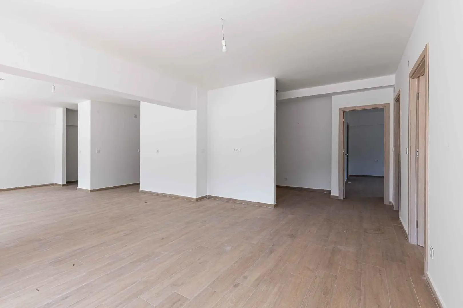 Prodaja, dvosoban stan, 140m², Rafailovići, Budva