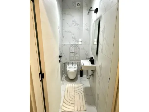 Rent, two bedroom apartment, 64m², Stari Aerodrom, Podgorica - image 11