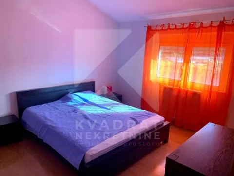 Izdavanje, kuća, 240m², Donja Gorica, Podgorica - image 6