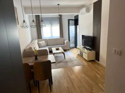 Rent, one bedroom apartment, 42m², Stari Aerodrom, Podgorica - image 5