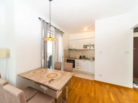 Rent, one bedroom apartment, 45m², City Kvart, Podgorica - image 3