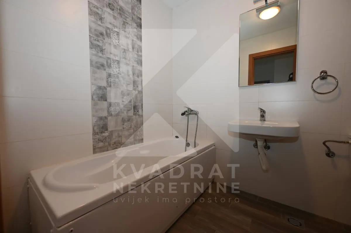 Rent, two bedroom apartment, 65m², Stari Aerodrom, Podgorica