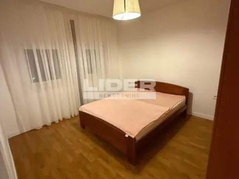 Rent, two bedroom apartment, 70m², Vračar Sve Podlokacije, Beograd - image 9