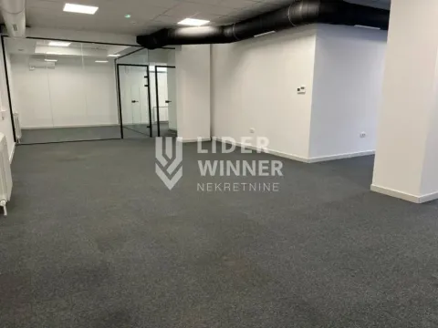 Izdavanje, poslovni prostor, 140m², Banovo Brdo, Beograd